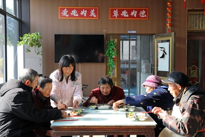 GgmcCUsQjnEzulaj.jpeg GgmcCUsQjnEzulaj.jpeg