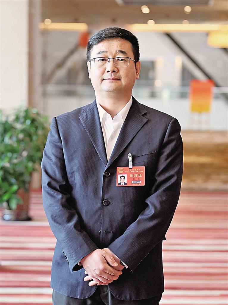刘强代表.jpg